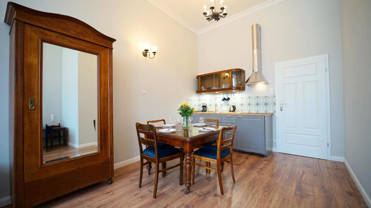 Apartamenty Everysky - Plac Ratuszowy 51 Jelenia Góra Εξωτερικό φωτογραφία
